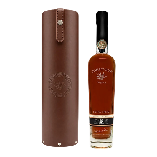 Compoveda Extra Anejo & Leather Carrier